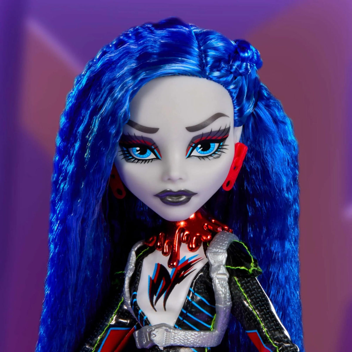 Exclusive Doll with Mini Figure and Comic Book T9908
